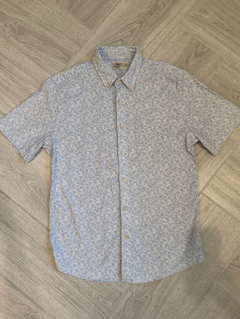 Men’s Faherty Button Down - Picture 2 of 7